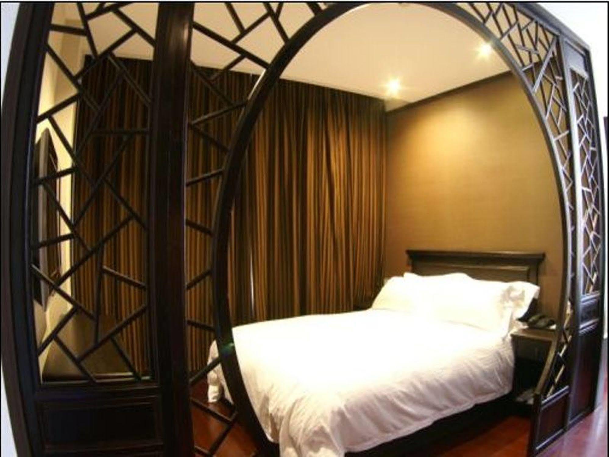 Hotel Homelike Baoshan Cruise Terminal Branch
